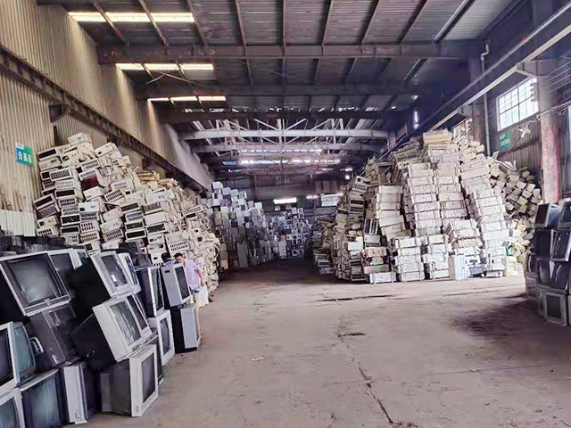 �U�f����O(sh��)����յİl(f��)չ